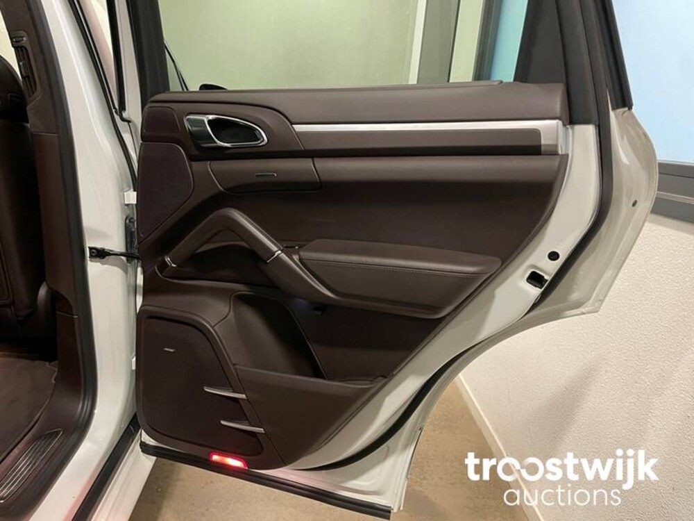 Porsche Cayenne GTS 4.8 V8 Auto