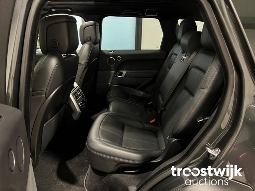 Land Rover Range Rover Sport 3.0 TDV6 HSE Dynamic Car