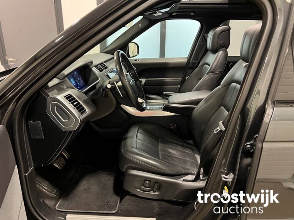 Land Rover Range Rover Sport 3.0 TDV6 HSE Dynamic Car