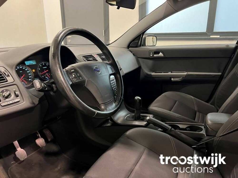 Volvo V50 2.4 Kinetic Auto