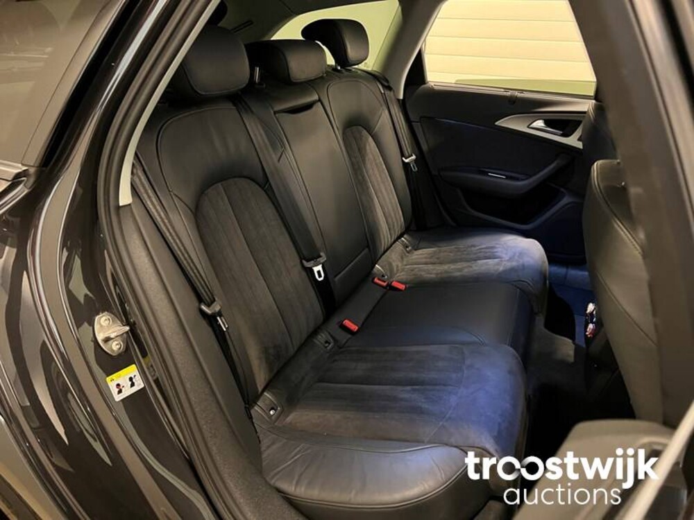 Audi A6 Allroad 3.0 TDI Quattro Premium Edition Auto