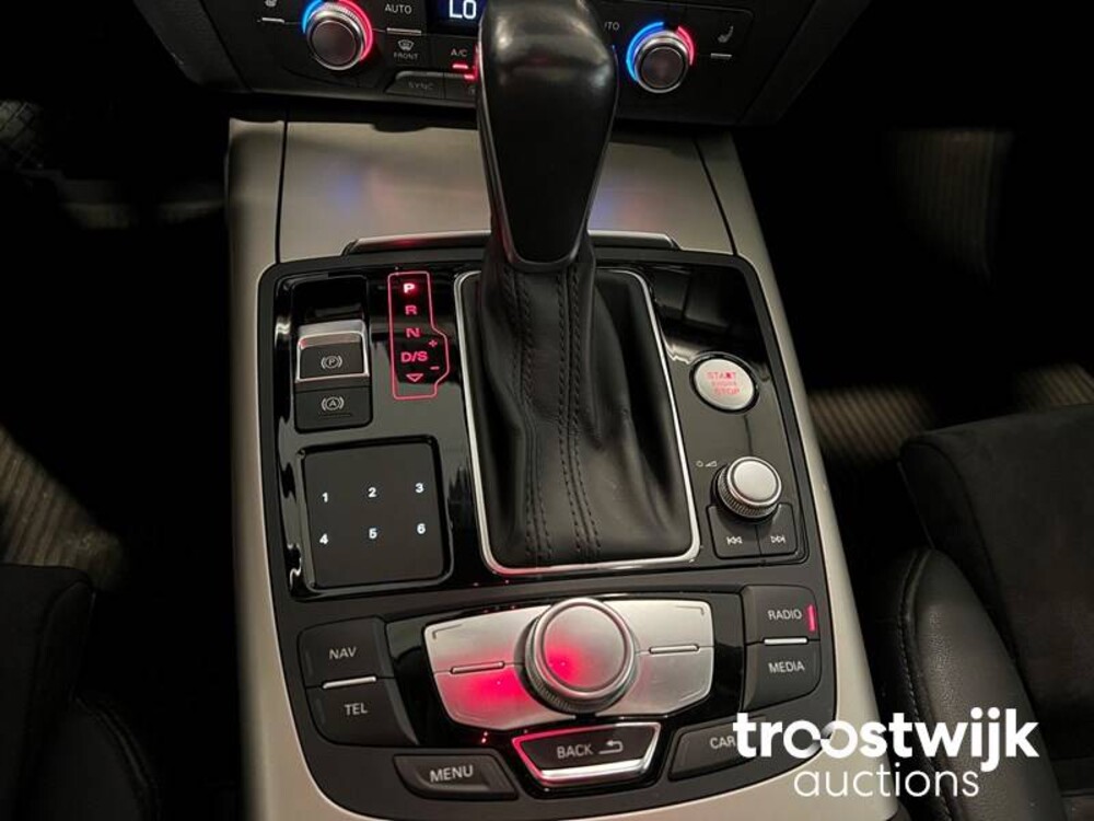 Audi A6 Allroad 3.0 TDI Quattro Premium Edition Auto