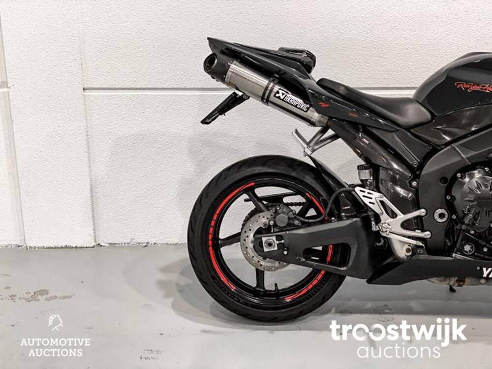 Yamaha YZF R1 Sport Motorrad