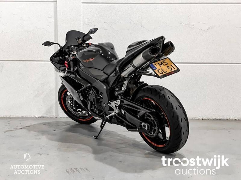 Yamaha YZF R1 Sport Motorrad