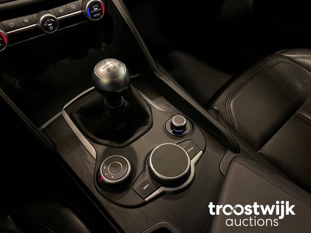 Alfa Romeo Giulia 2.2 Eco Business Auto