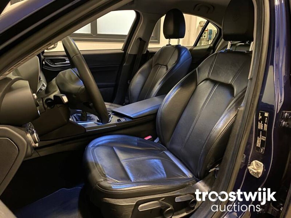 Alfa Romeo Giulia 2.2 Eco Business Auto
