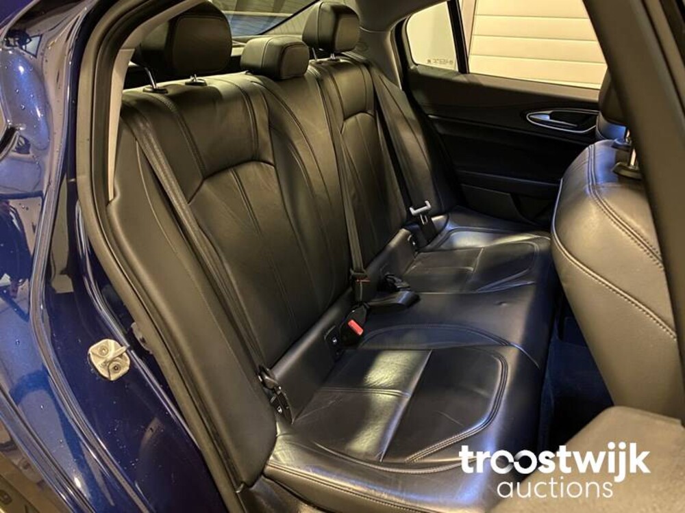 Alfa Romeo Giulia 2.2 Eco Business Auto