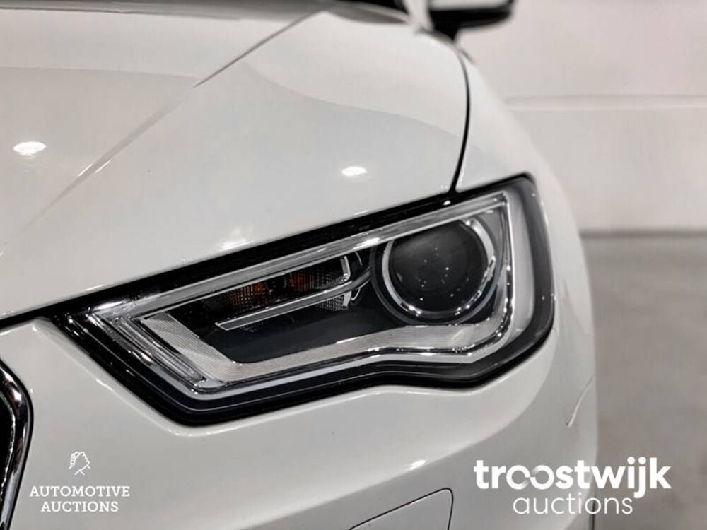 Audi A3 S-line 1.4 TSI Auto