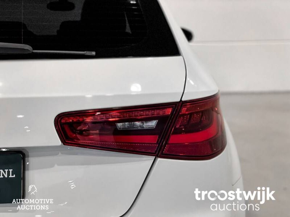 Audi A3 S-line 1.4 TSI Auto