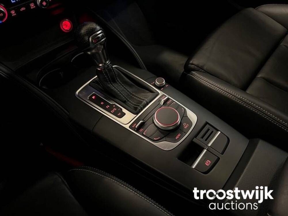 Audi A3 S-line 1.4 TSI Auto