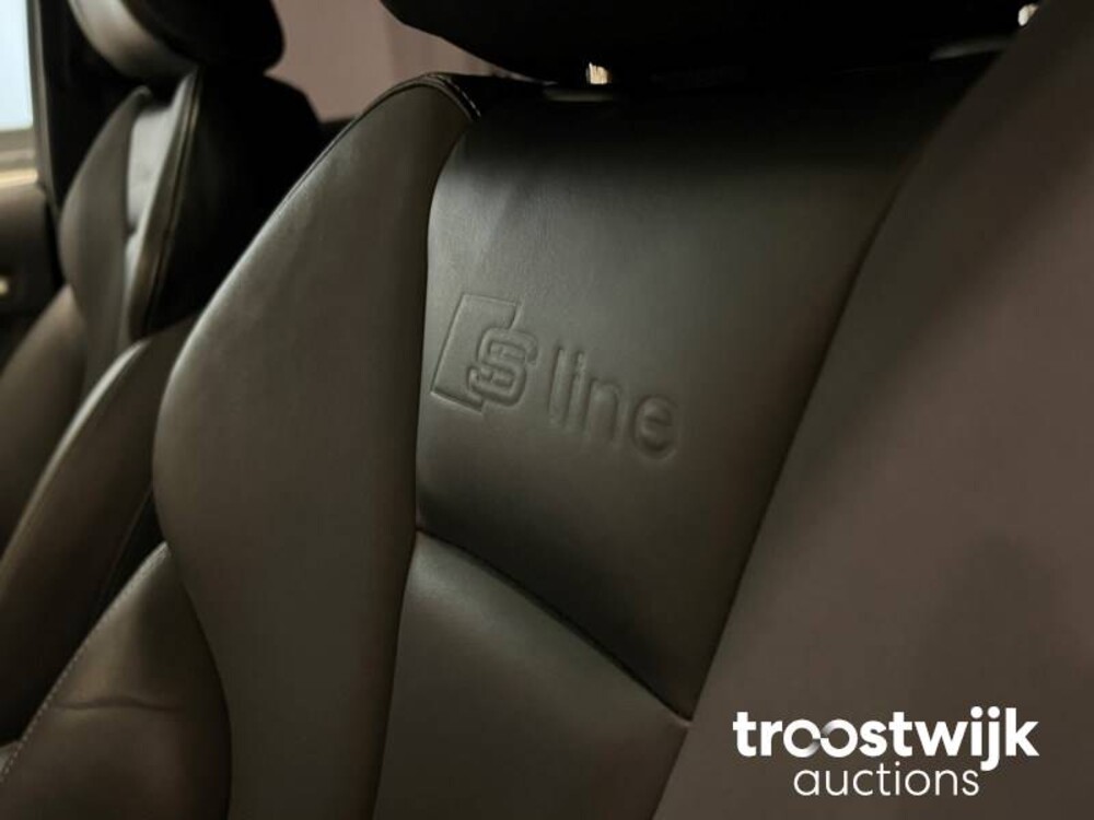 Audi A3 S-line 1.4 TSI Auto