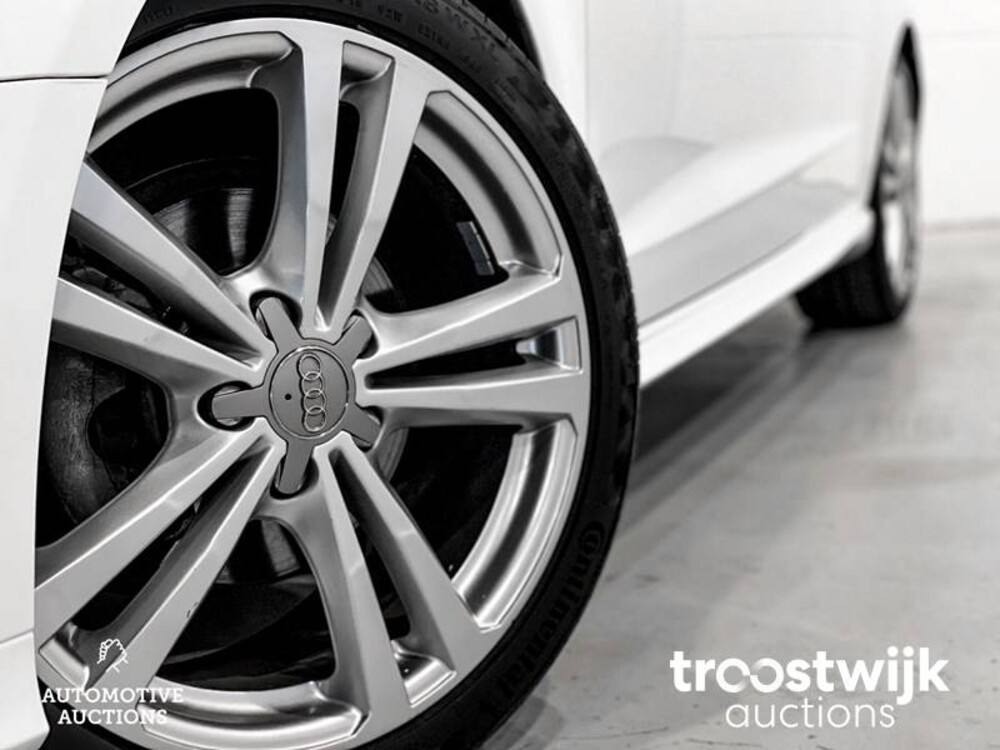 Audi A3 S-line 1.4 TSI Auto