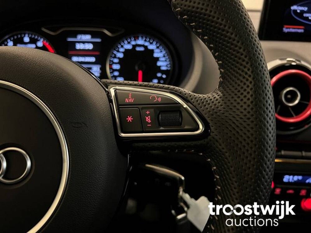 Audi A3 S-line 1.4 TSI Auto