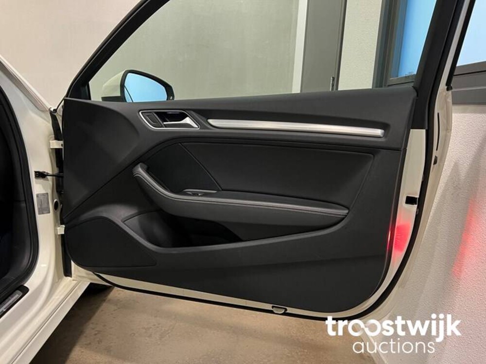 Audi A3 S-line 1.4 TSI Auto