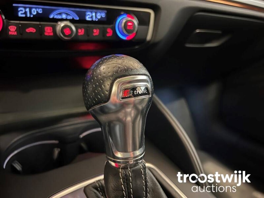 Audi A3 S-line 1.4 TSI Auto