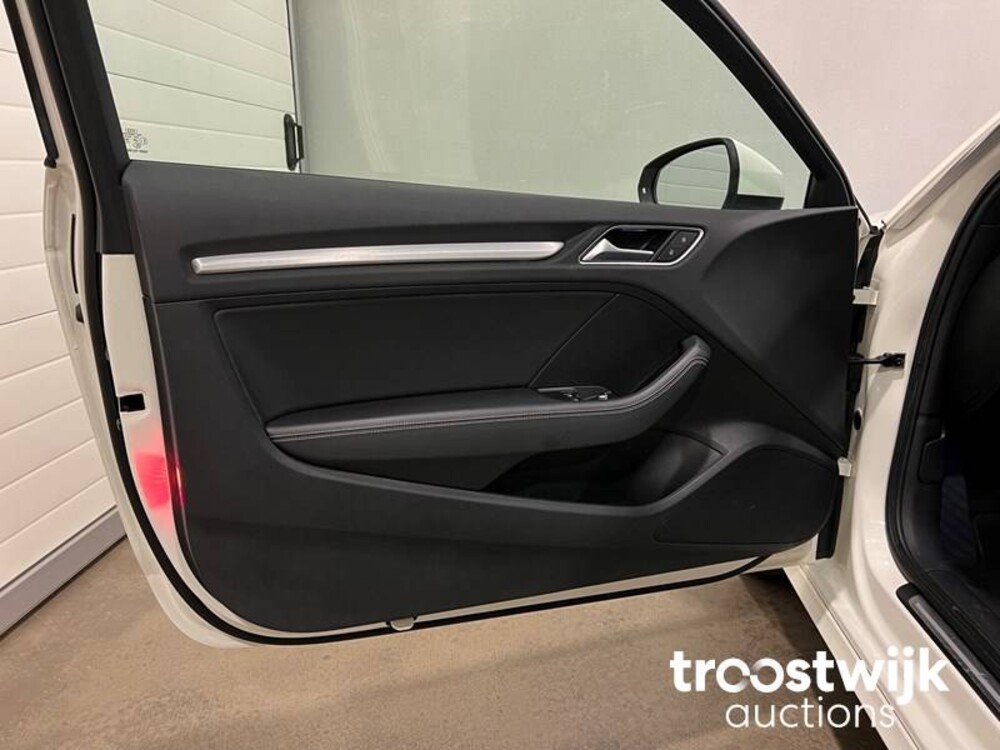 Audi A3 S-line 1.4 TSI Auto