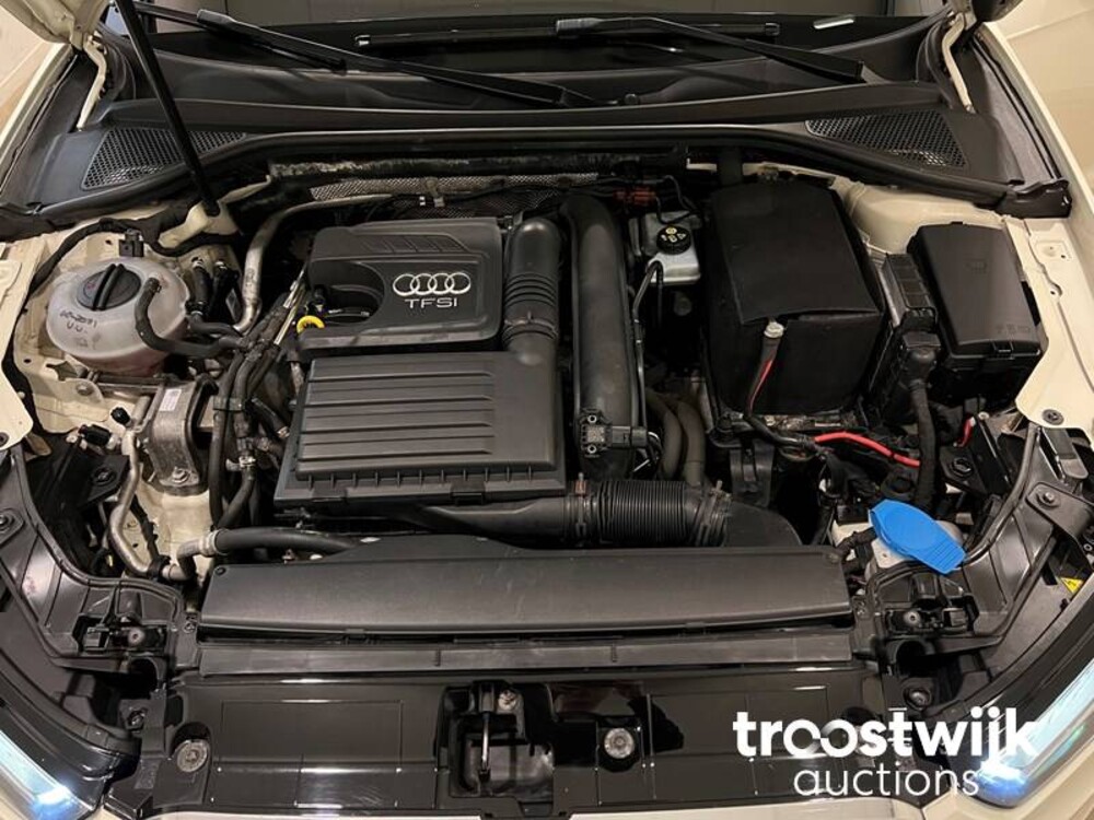 Audi A3 S-line 1.4 TSI Auto