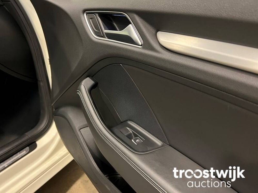 Audi A3 S-line 1.4 TSI Auto