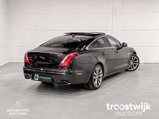 Jaguar XJ Premium Luxury 2.0 241pk 2013 -Orig. NL-, 7-KBN-78