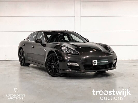 Porsche Panamera Turbo 4.8 Auto