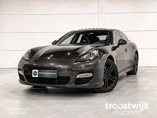 Porsche Panamera Turbo 4.8 Auto