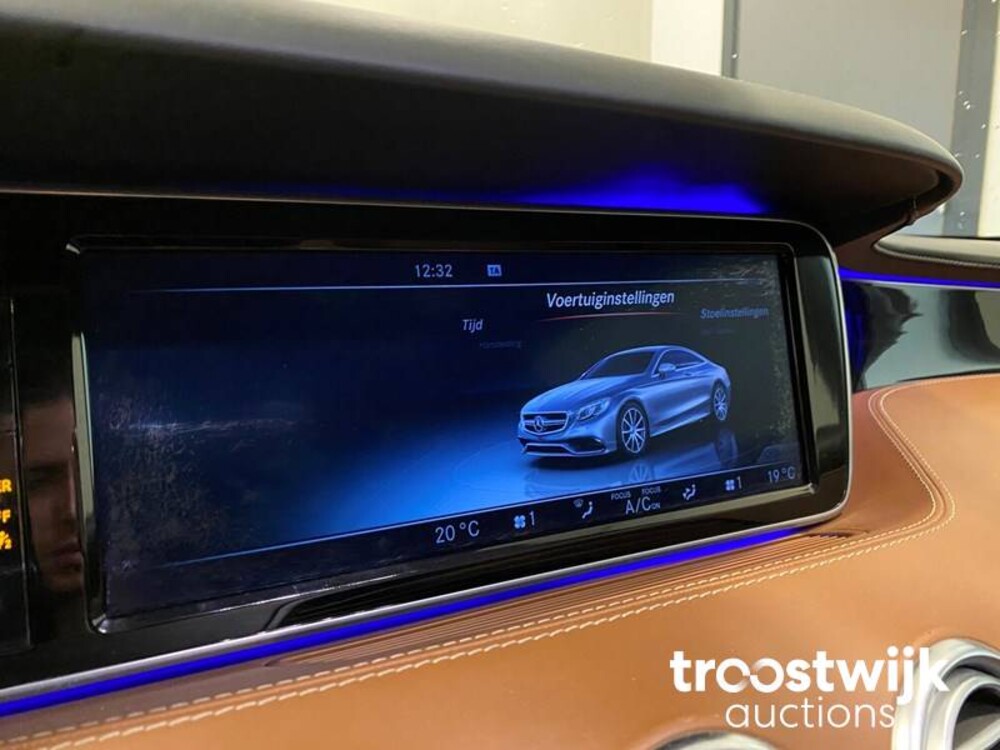 Mercedes-Benz S63 AMG 4Matic Coupé Auto