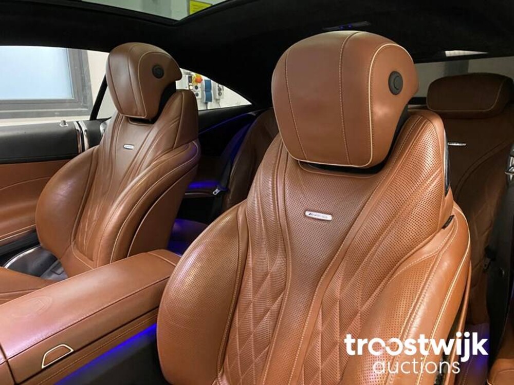 Mercedes-Benz S63 AMG 4Matic Coupé Auto