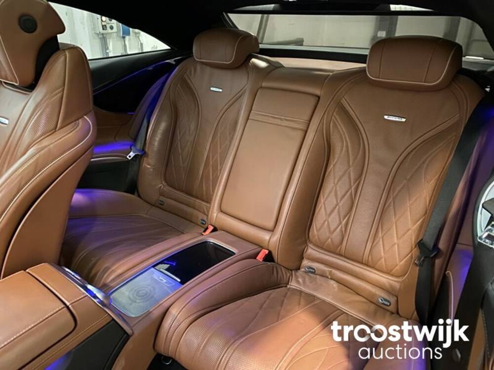 Mercedes-Benz S63 AMG 4Matic Coupé Auto