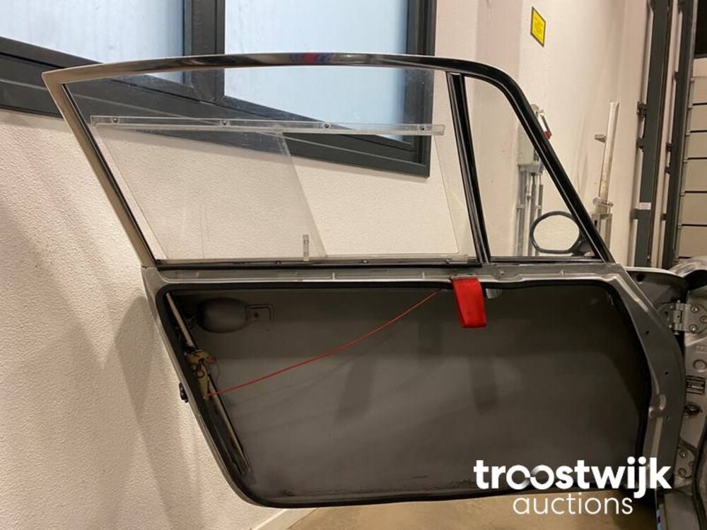 Porsche 911T Martini 3.2 Auto