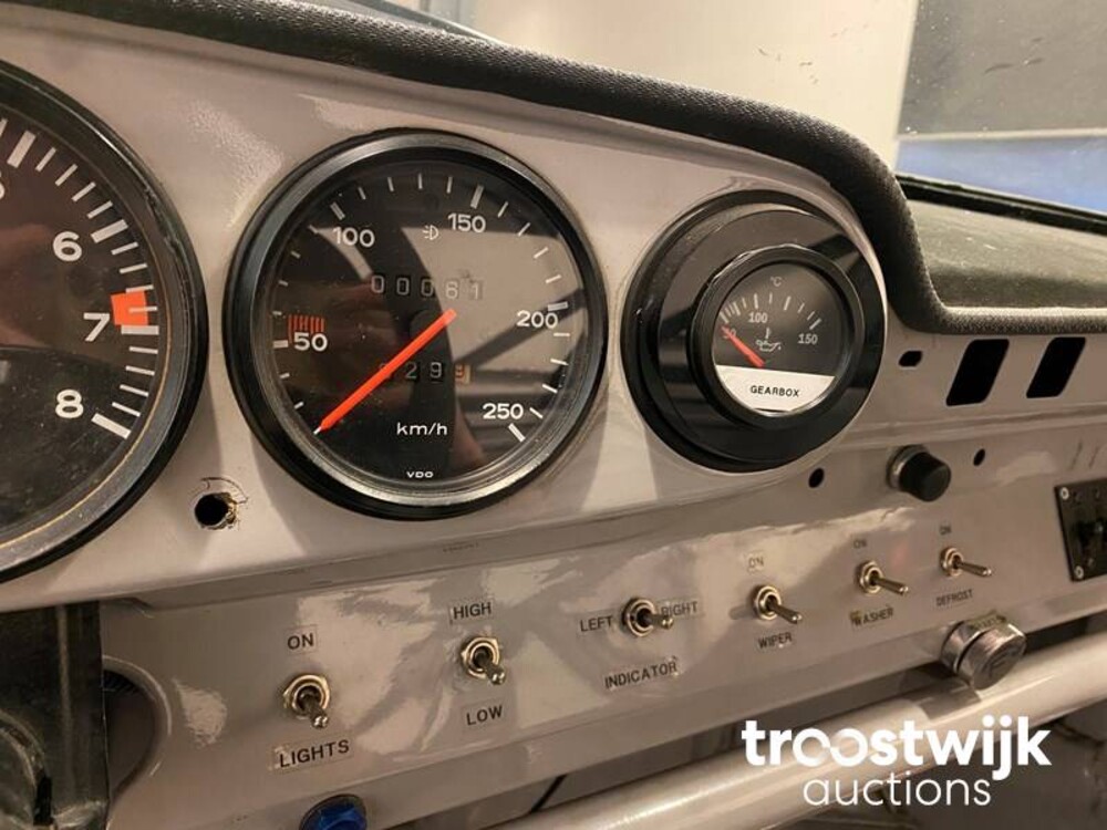 Porsche 911T Martini 3.2 Auto