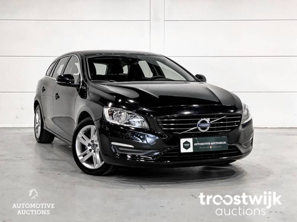 Volvo V60 2.4 D6 AWD Plug-In Hybrid Momentum Auto