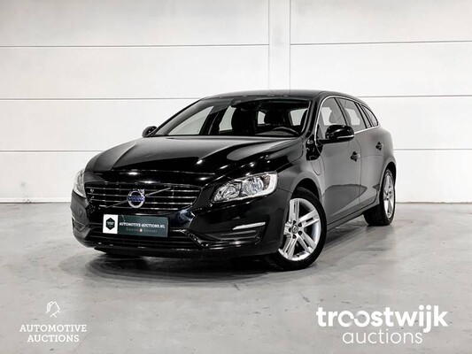 Volvo V60 2.4 D6 AWD Plug-In Hybrid Momentum 215pk 2015, GH-889-P