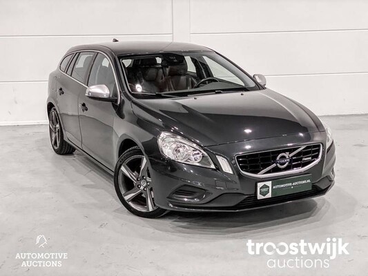 Volvo V60 1.6 T3 R-Design 150pk, 5-KJH-83