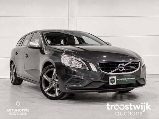 Volvo V60 1.6 T3 R-Design Auto