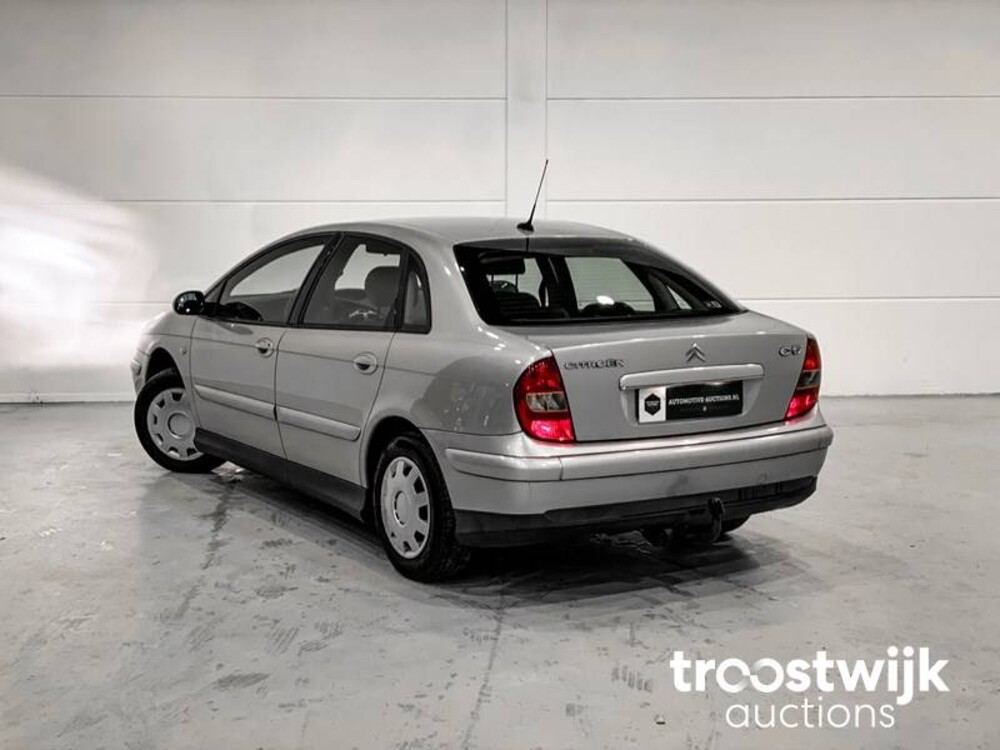 Citroen C5 1.8-16V Ligne Prestige Car