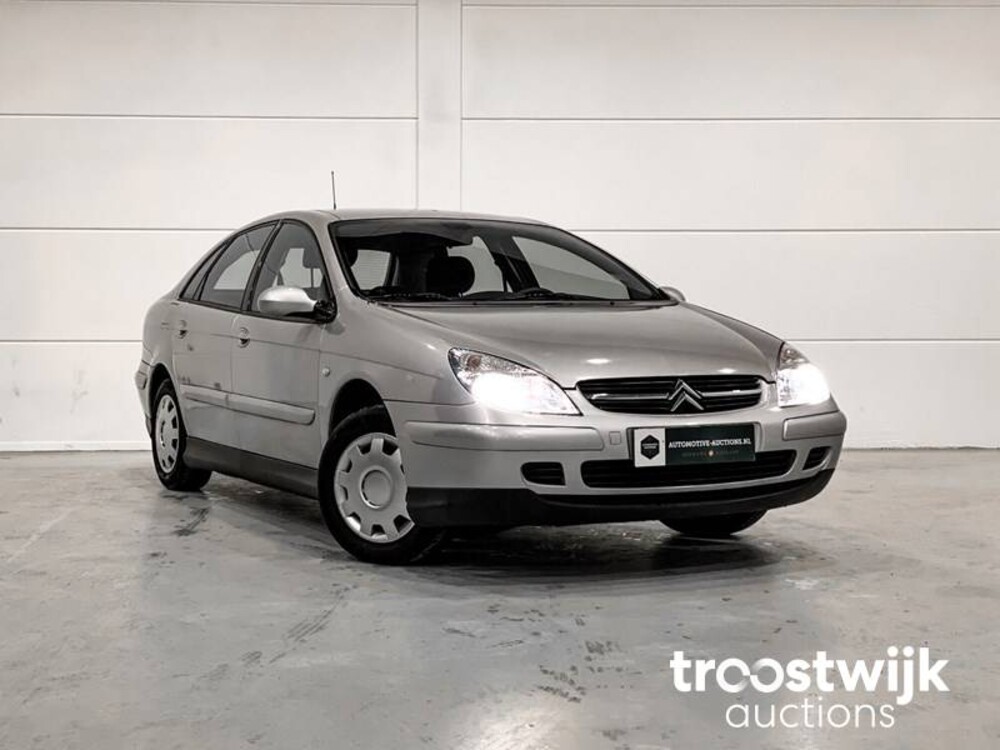 Citroen C5 1.8-16V Ligne Prestige Car