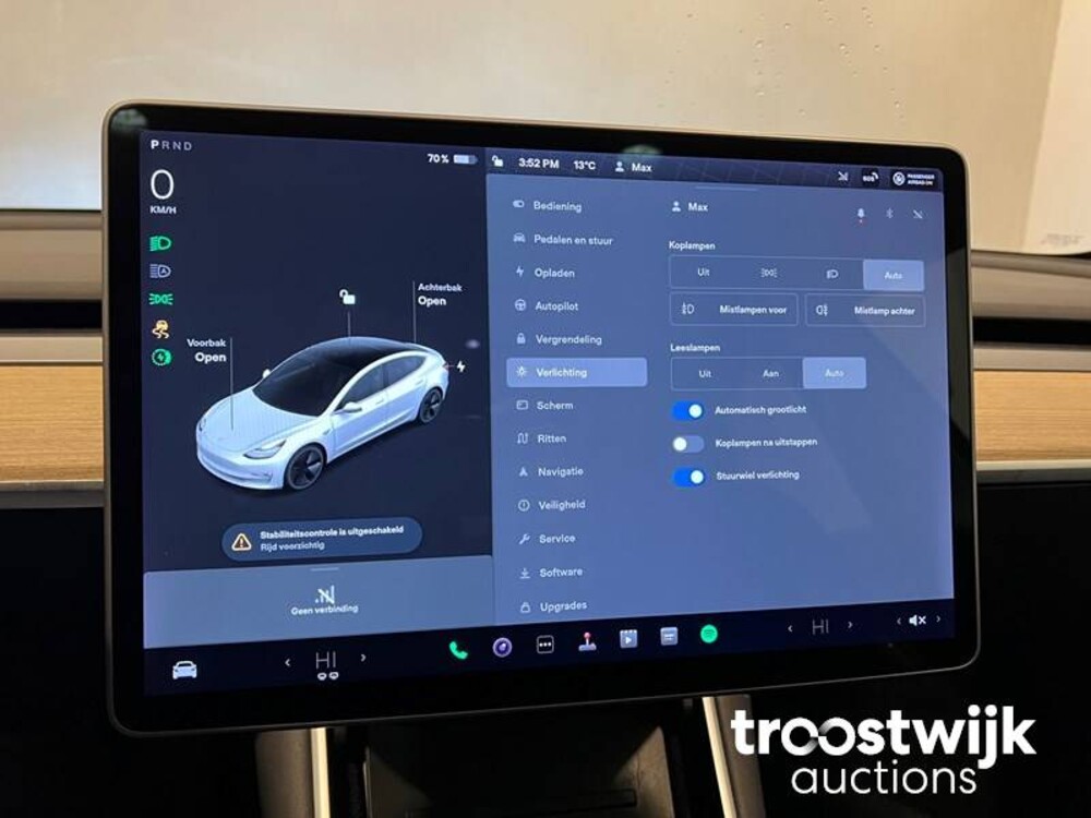 Tesla Model 3 Standard RWD Plus Auto