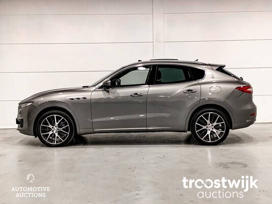 Maserati Levante S 3.0 V6 GranLusso SQ4 Auto