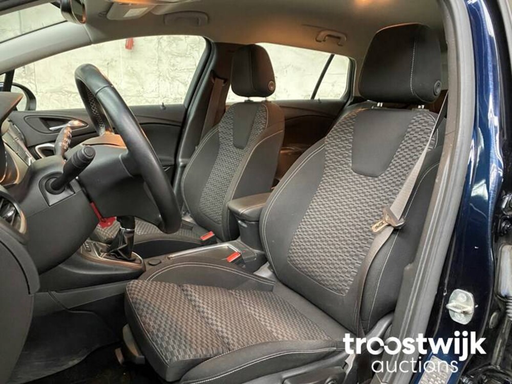 Opel Astra Sports Tourer 1.6 CDTI Business+ 110pk 2018, -Orig.NL-, RT-842-R
