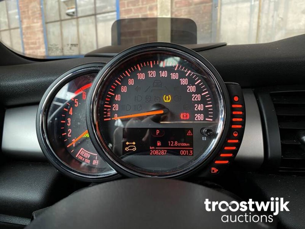 Mini Cooper D Chili Serious Business 116pk 2015, KK-834-N