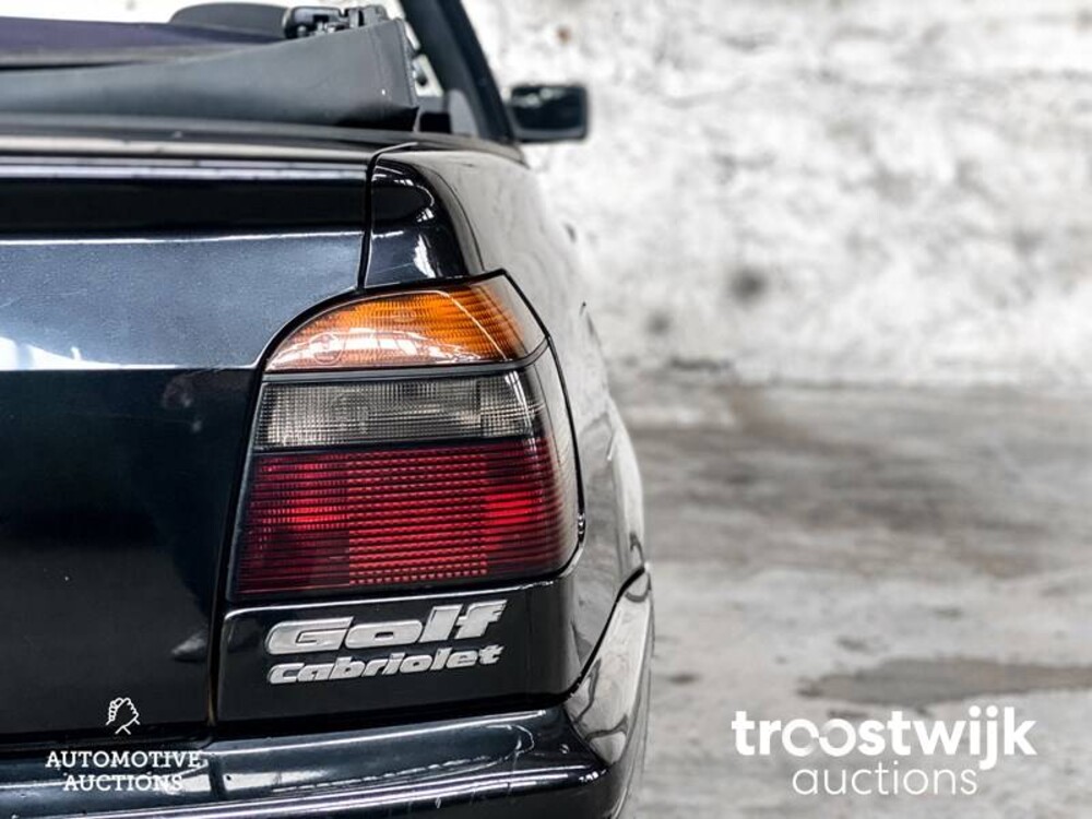 Volkswagen Golf Cabriolet 2.0 Avantgarde 116pk 1997, 65-TF-RN
