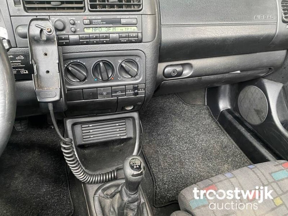 Volkswagen Golf Cabriolet 2.0 Avantgarde 116pk 1997, 65-TF-RN