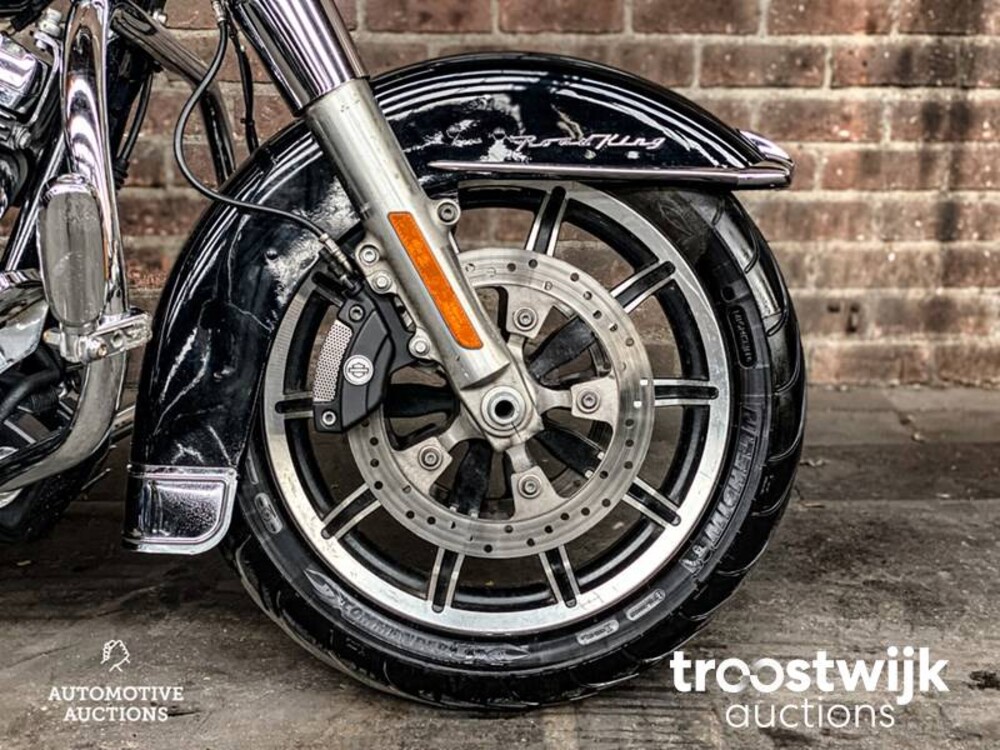 Harley-Davidson Road King FLHR Cruiser 2014