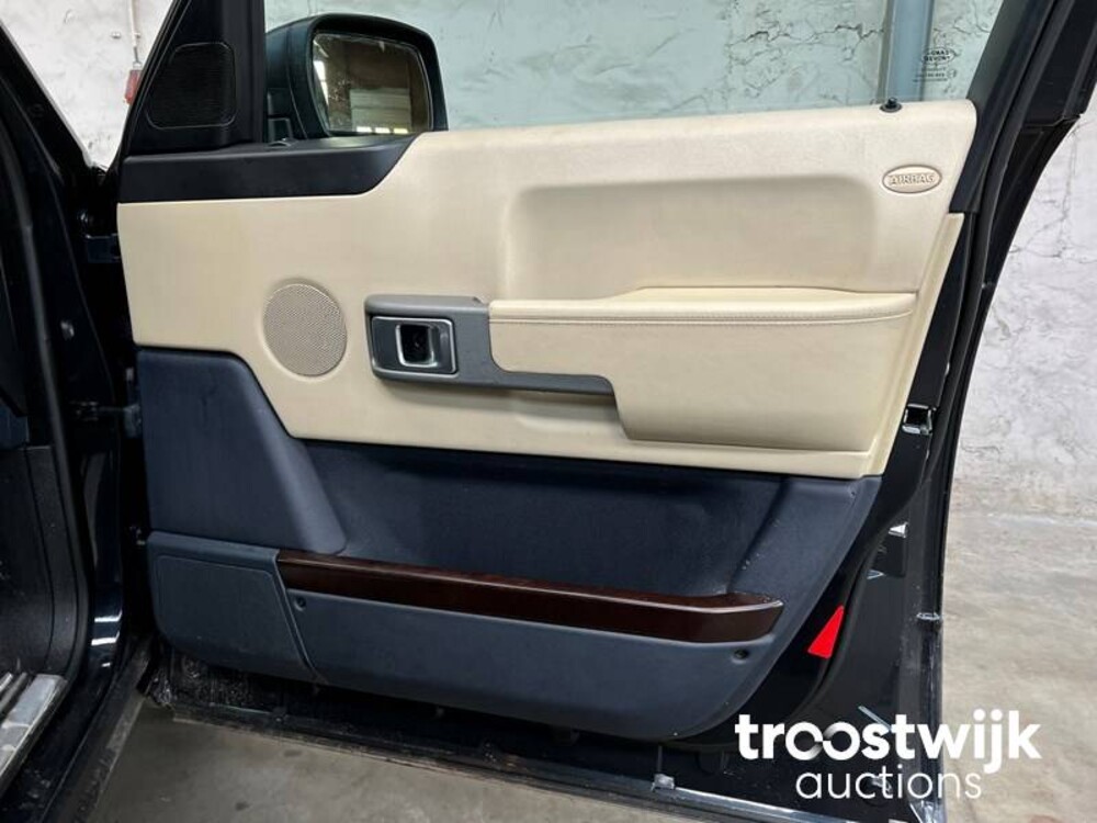 Land Rover Range Rover Vogue 4.4 V8 286pk 2002 -Orig.NL-, 47-JZ-BH