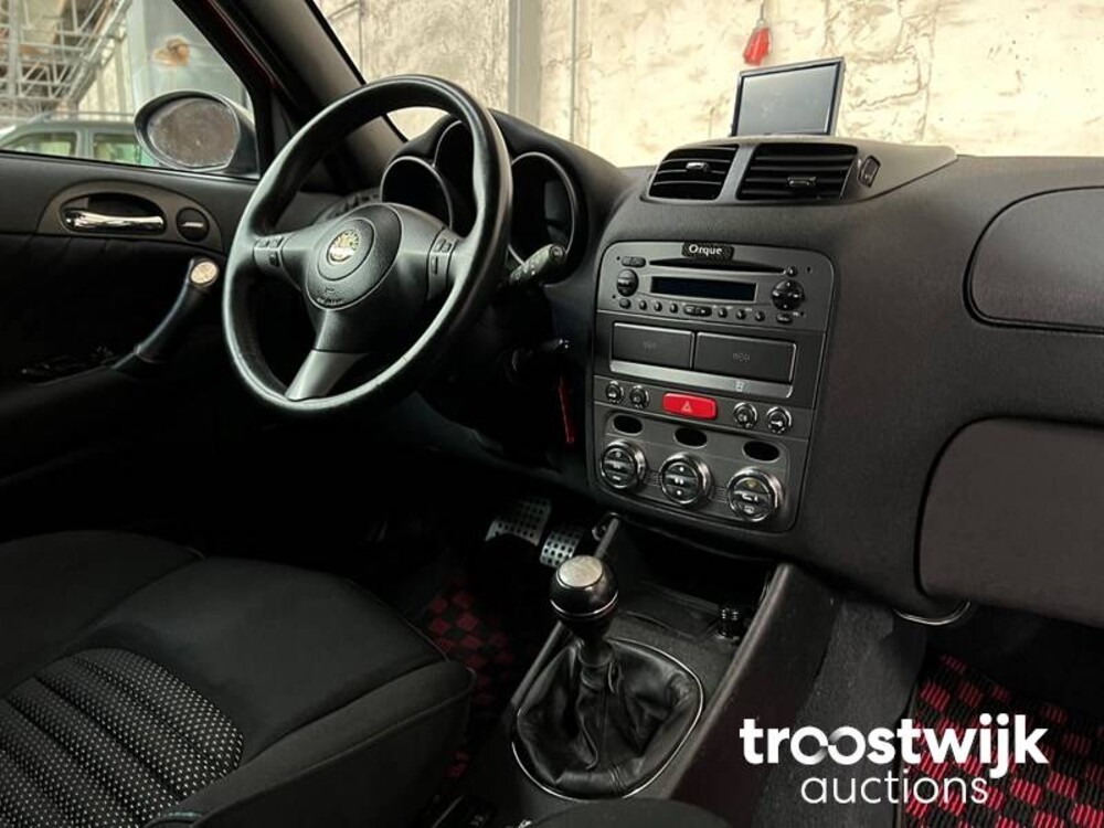 Alfa Romeo 147 GTA 3.2 V6 24V 250pk 2004 Youngtimer