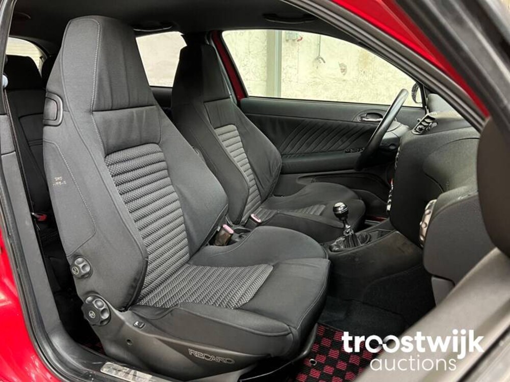 Alfa Romeo 147 GTA 3.2 V6 24V 250pk 2004 Youngtimer