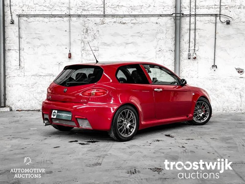 Alfa Romeo 147 GTA 3.2 V6 24V 250pk 2004 Youngtimer