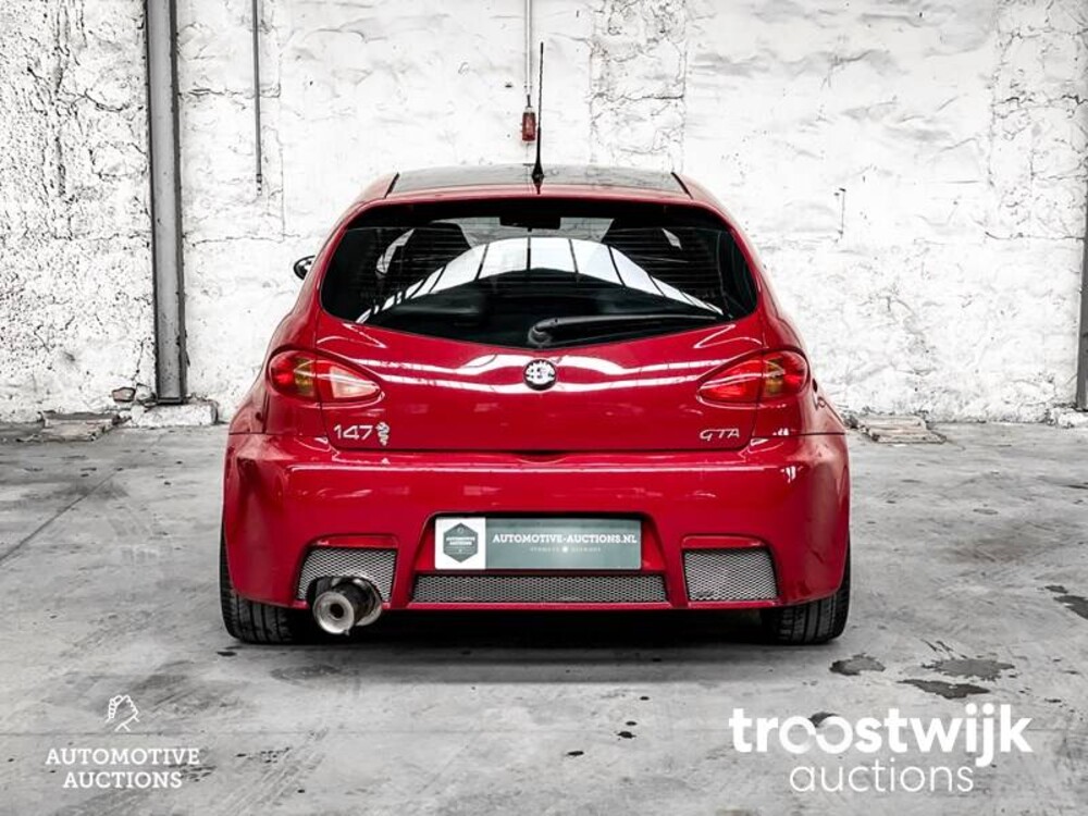 Alfa Romeo 147 GTA 3.2 V6 24V 250pk 2004 Youngtimer