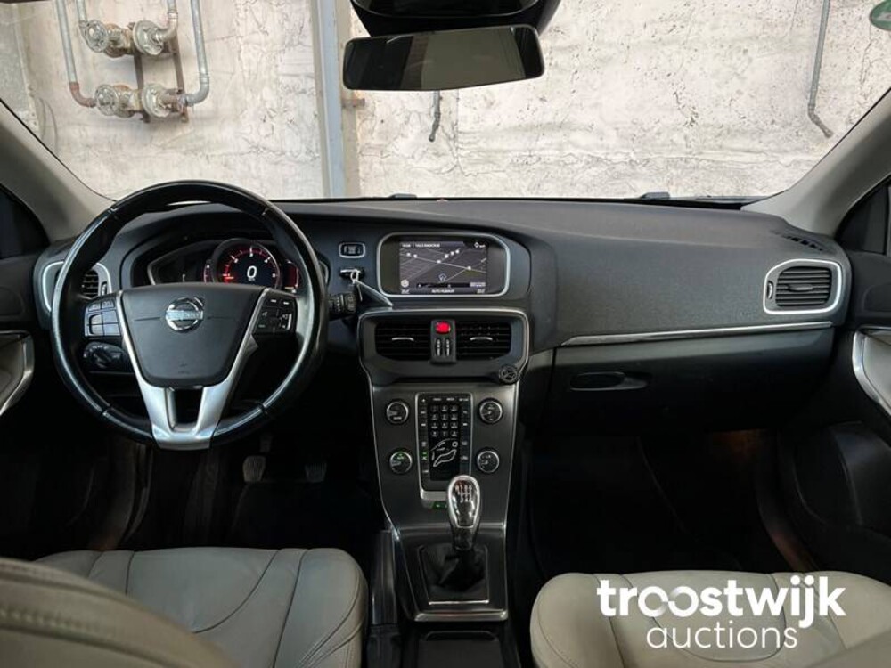 Volvo V40 1.6 D2 Summum 114pk 2013, -Orig.NL-, 87-ZRK-3
