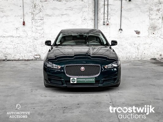 Jaguar XE D R-Sport -Orig. NL- 210pk 2016, JP-175-P